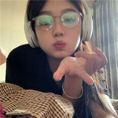 法丽达的两千首歌